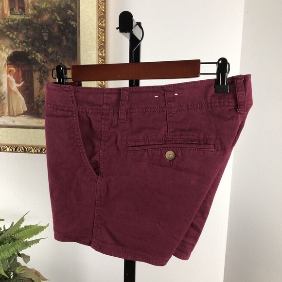 American Eagle Outfitters Shortie Jean Shorts Size 6 Burgundy Inseam 4” Mid-Rise - Picture 7 of 10